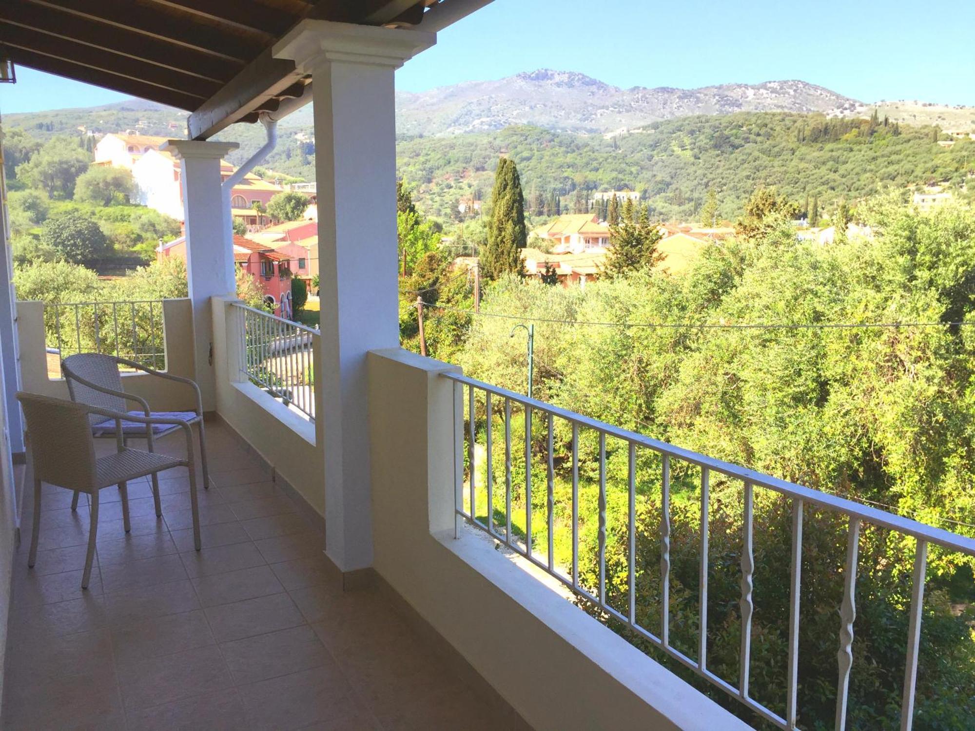 Villa Petrino - Central Flat Location Within Kassiopi. Sleeps 8 Zewnętrze zdjęcie
